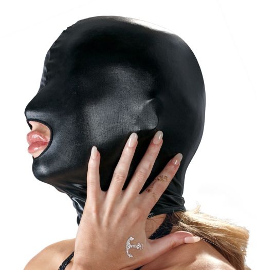 Tight-fitting mask