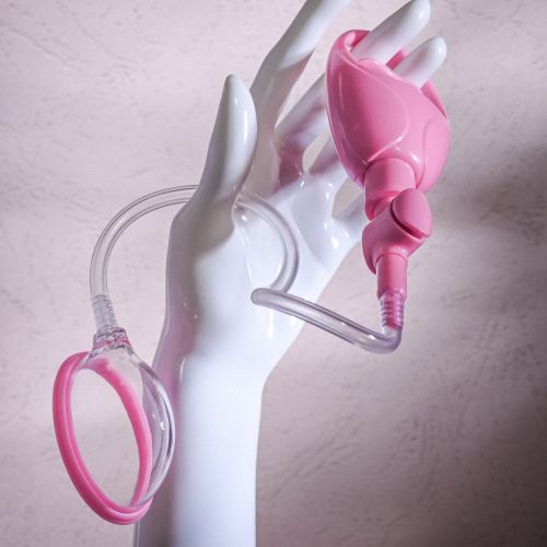 A&E PETITE PUMP